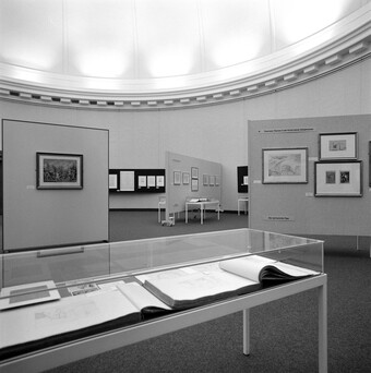 Ausstellungsansicht »John Flaxman – Mythologie und Industrie«, Zyklus Kunst um 1800, 1979, Hamburger Kunsthalle © Foto: Elke Walford